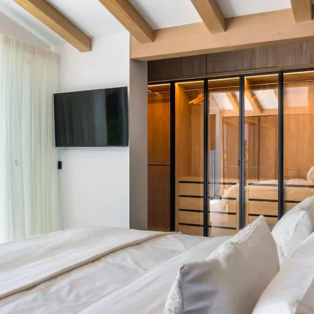 224 -luxury Selection- Puerto Banus Front Line Duplex Penthouse * Marbella