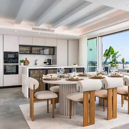 224 -luxury Selection- Puerto Banus Front Line Duplex Penthouse Marbella