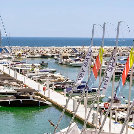 224 -luxury Selection- Puerto Banus Front Line Duplex Penthouse Lägenhet Marbella