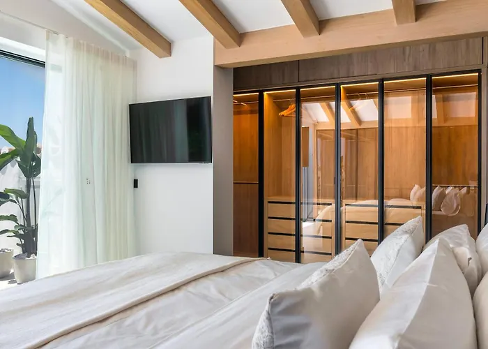 224 -luxury Selection- Puerto Banus Front Line Duplex Penthouse * Marbella